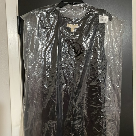 New, Michael Michael Kors Dress. - Picture 10 of 10